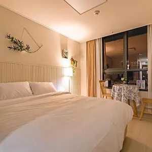  Hotel The Songdo