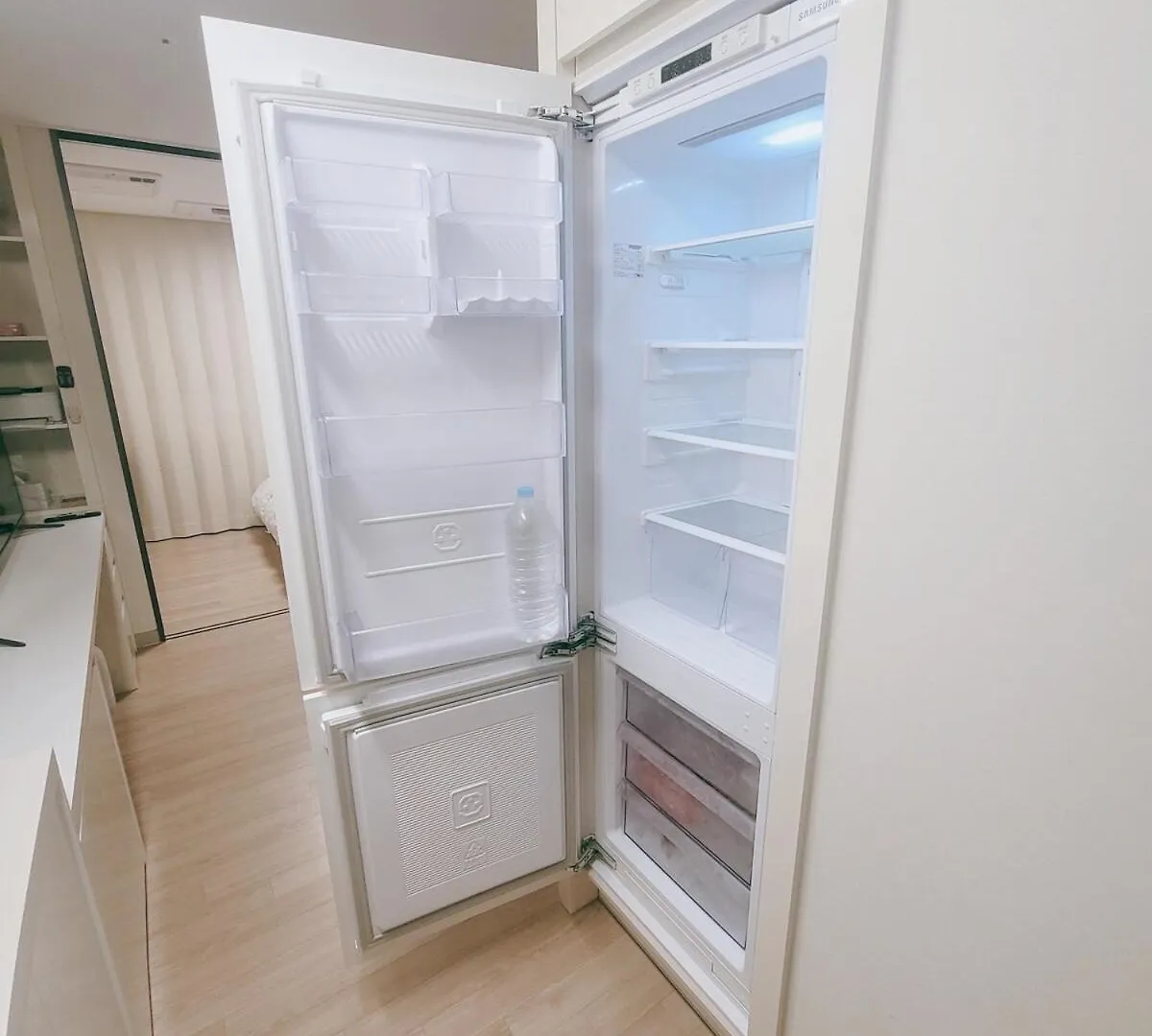 Newly Built Apt #Subway#Hyundai Outlet#Triple St #Free Parking# Incheon Korsel